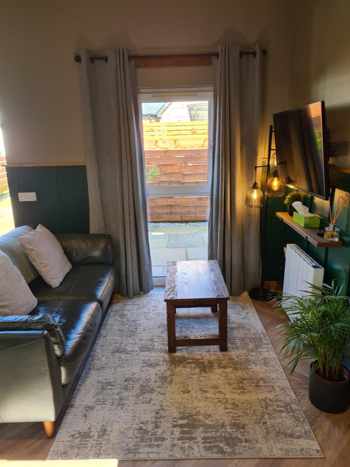 The Hide Apartment Ullapool Bagian luar foto