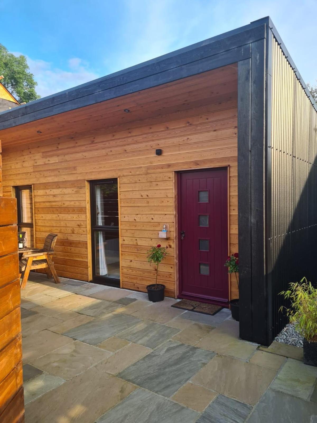 The Hide Apartment Ullapool Bagian luar foto
