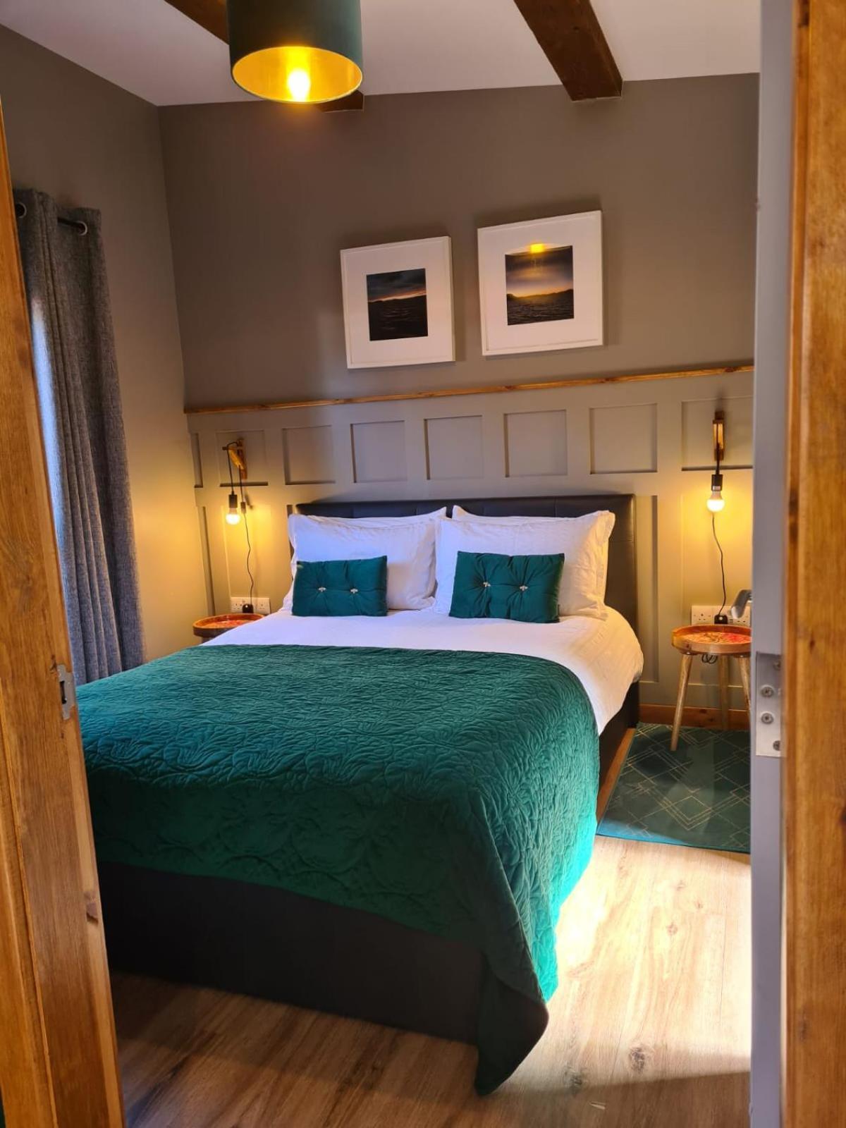 The Hide Apartment Ullapool Bagian luar foto