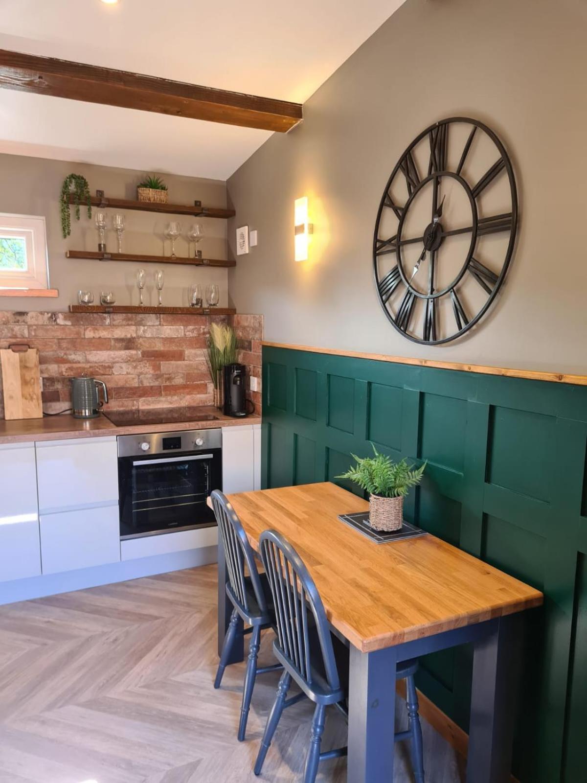 The Hide Apartment Ullapool Bagian luar foto